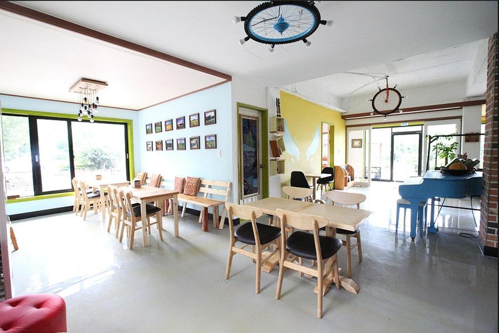 Gdygla Guesthouse Jeju Phòng bức ảnh